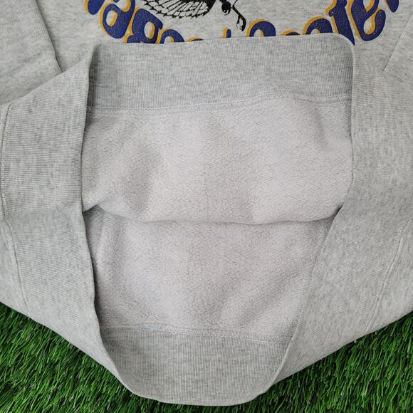 Vintage Skinner-Magnet Center Sweatshirt Womens L 23x23 Crop - Picture 11 of 13